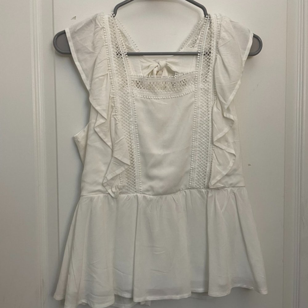 Francesca's white top